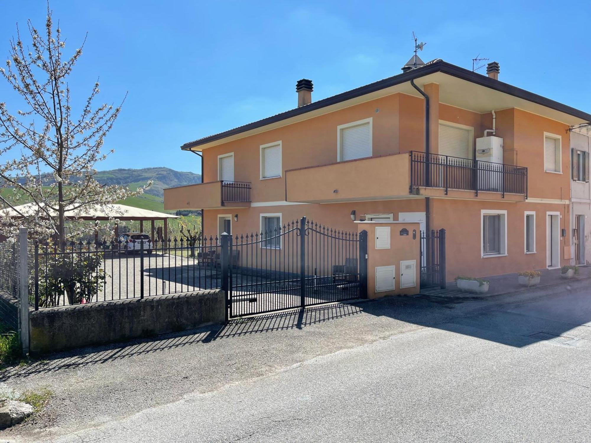 Agriturismo Ca' Maggio Sasso Feltrio エクステリア 写真